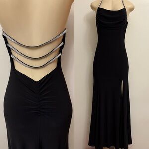 Morgan & Co. Black Floor-Length Formal Gown Size 7